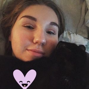 Meet your Posher, Lily